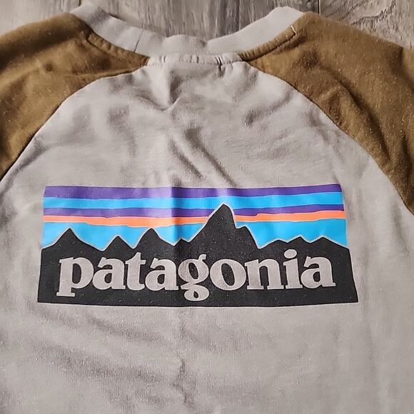 Patagonia Crew Long Sleeve Tshirt Women's Size M - Picture 4 of 4
